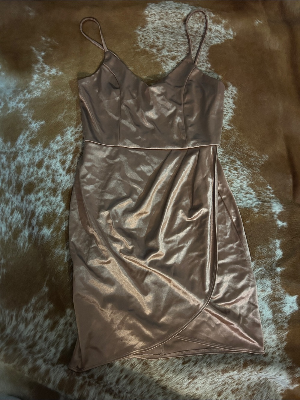 Satin, rose gold lulus dress
